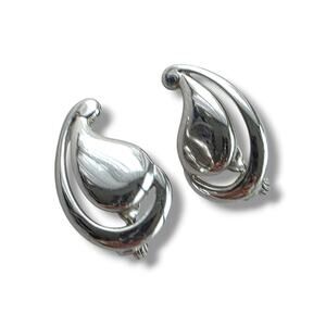 Vintage Signed Monet Silver Tone Geometric 1.25” Retro Drop Clip On Earrings
